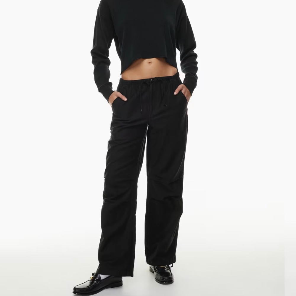NWT Aritzia TNA black tie cargo pants size xxs